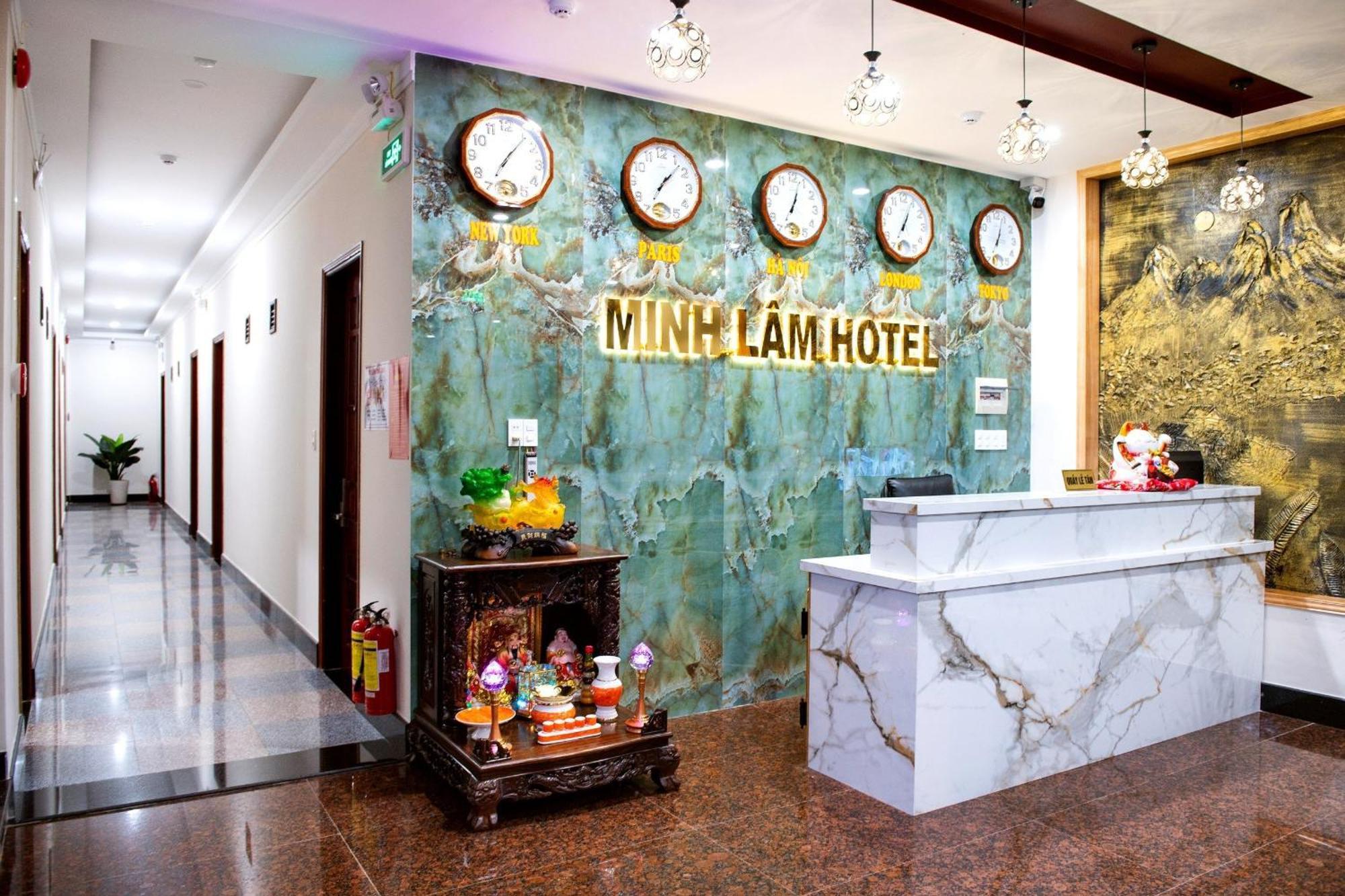 Minh Lam Hotel Pleiku Extérieur photo